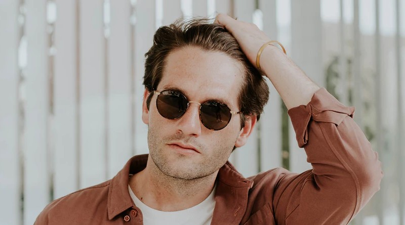 Pros y Contras del Implante Capilar: Lo Que Debes Saber Antes de Tomar una Decisión Dura Pros y Contras del Implante Capilar: Lo Que Debes Saber Antes de Tomar una Decisión Dura