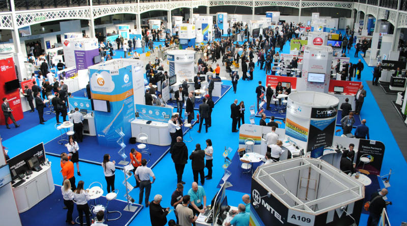 Cómo Aprovechar la Presencia de Stands en Eventos para Potenciar tu Negocio: Estrategias que Nunca Pasan de Moda